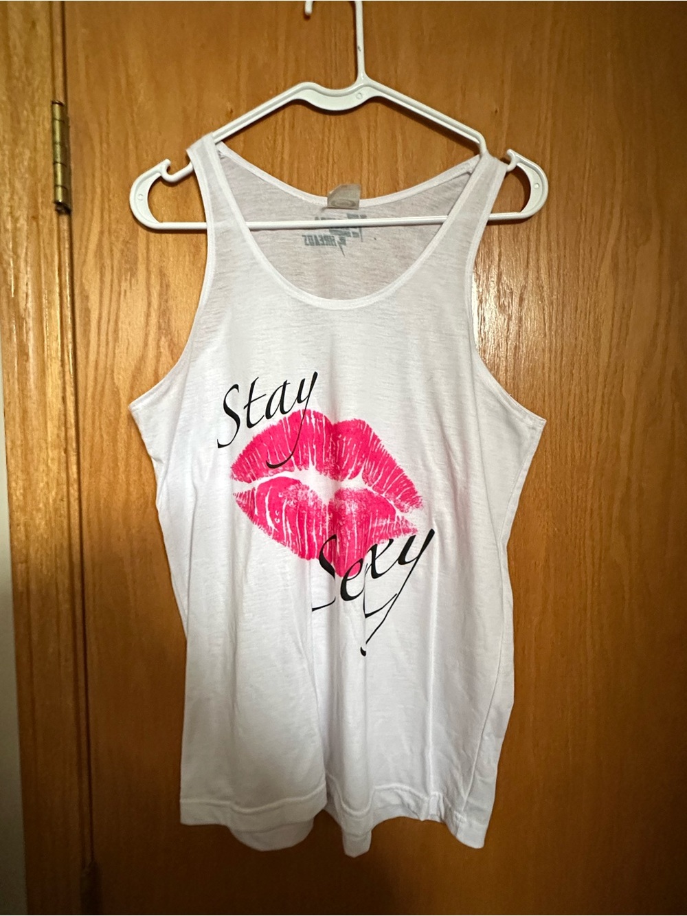 Sexy White Tank Top with Pink Lip Print